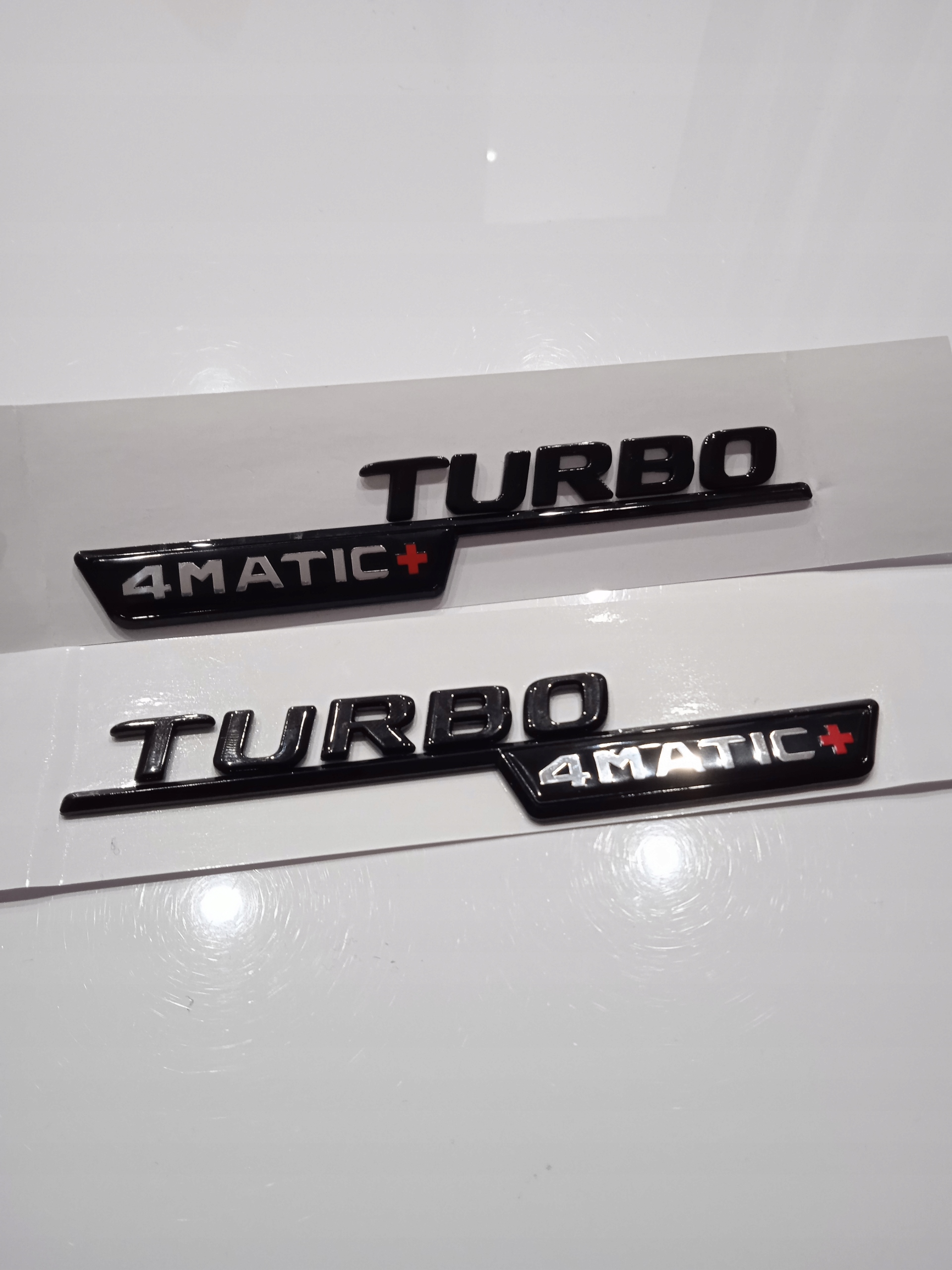 EMBLEMATY MERCEDES TURBO 4MATIC CZARNY POŁYSK KOMPLET NA BŁOTNIKI