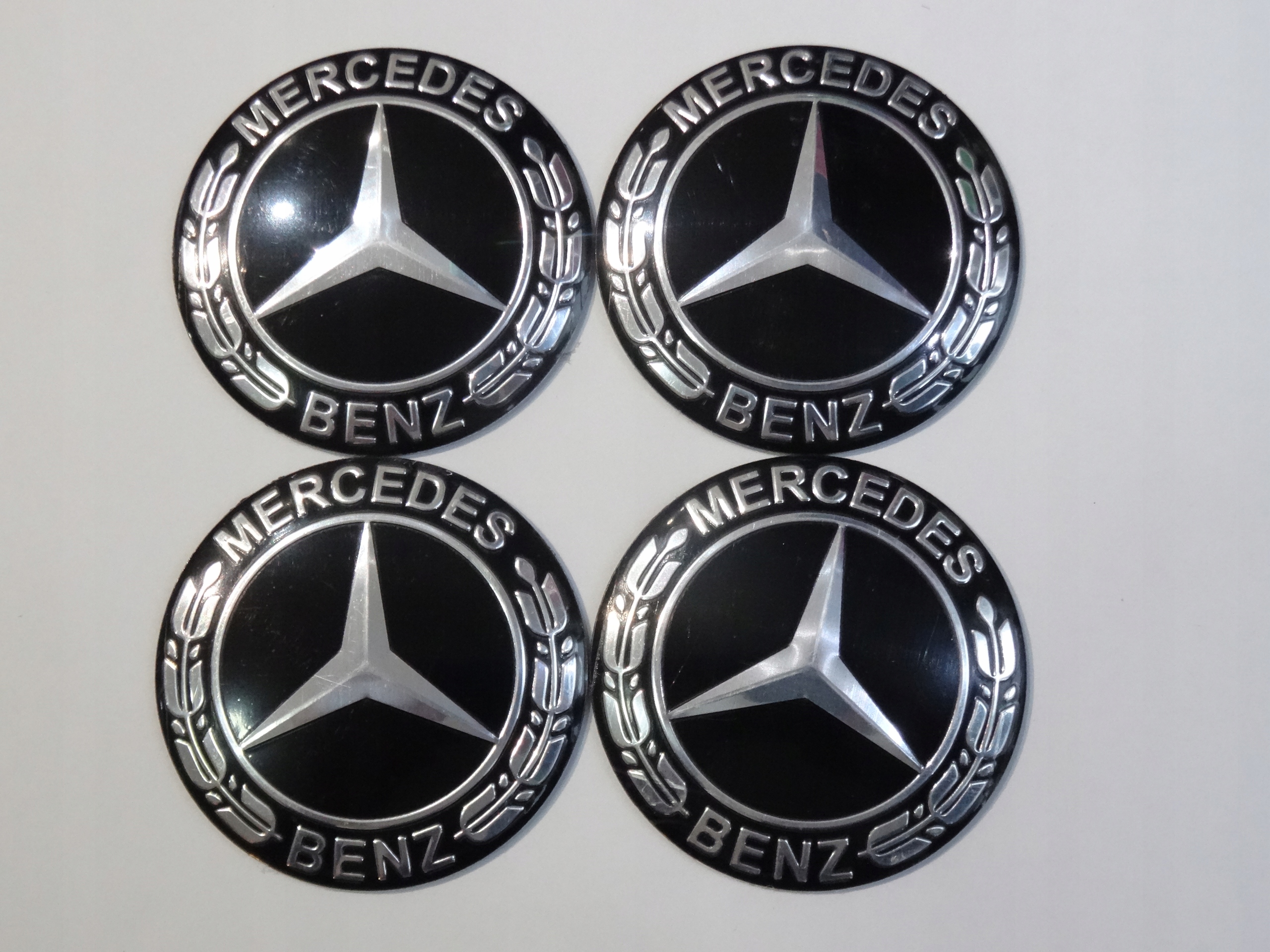 Naklejki na dekielki do felg 56 mm Mercedes-Benz - obrazek 2