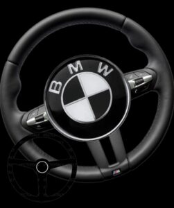 Naklejka na kierownicę BMW czarno-biała 45 mm