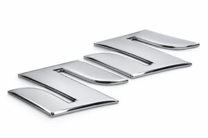 Emblemat Suzuki S srebrny chrom 45 mm para 2 szt.